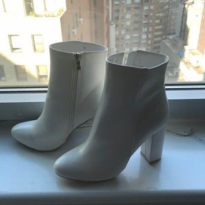 White boots from Pretty Little Thing!